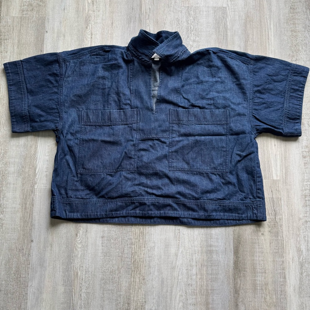 Navy Short Sleeve Pullover Top